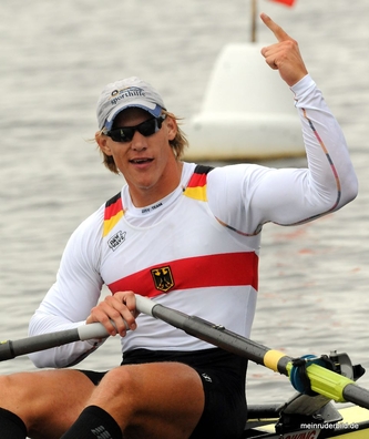 gold an karl schulze im einer (2).jpg