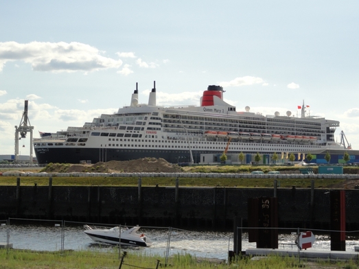 26Besuch bei Queen Mary Irene Konrad.jpg